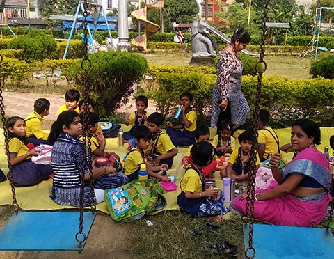 OUTDOOR ACTIVITY IMAGE